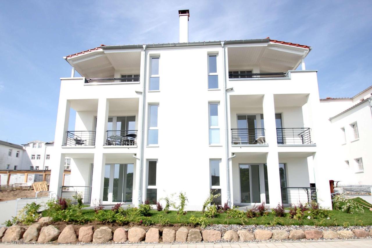 Terrasse, Gratis Nutzung Vom Ahoi Erlebnisbad Und Sauna In Sellin - Villa Antje Fewo 04 Goehren  Exterior photo